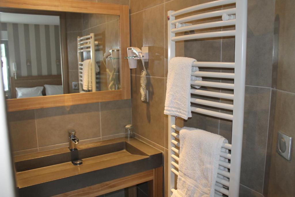 Hotel Tourmalet Лю-Сен-Совер Номер фото